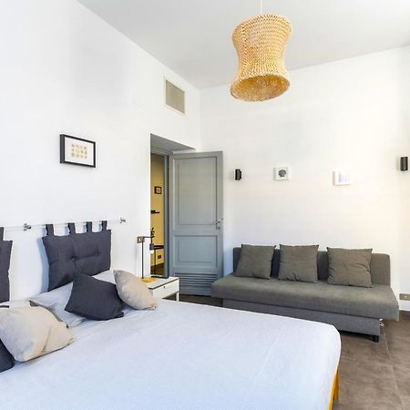 Hostly - Nicole Apartment Volturno - Full Rome Center Esterno foto