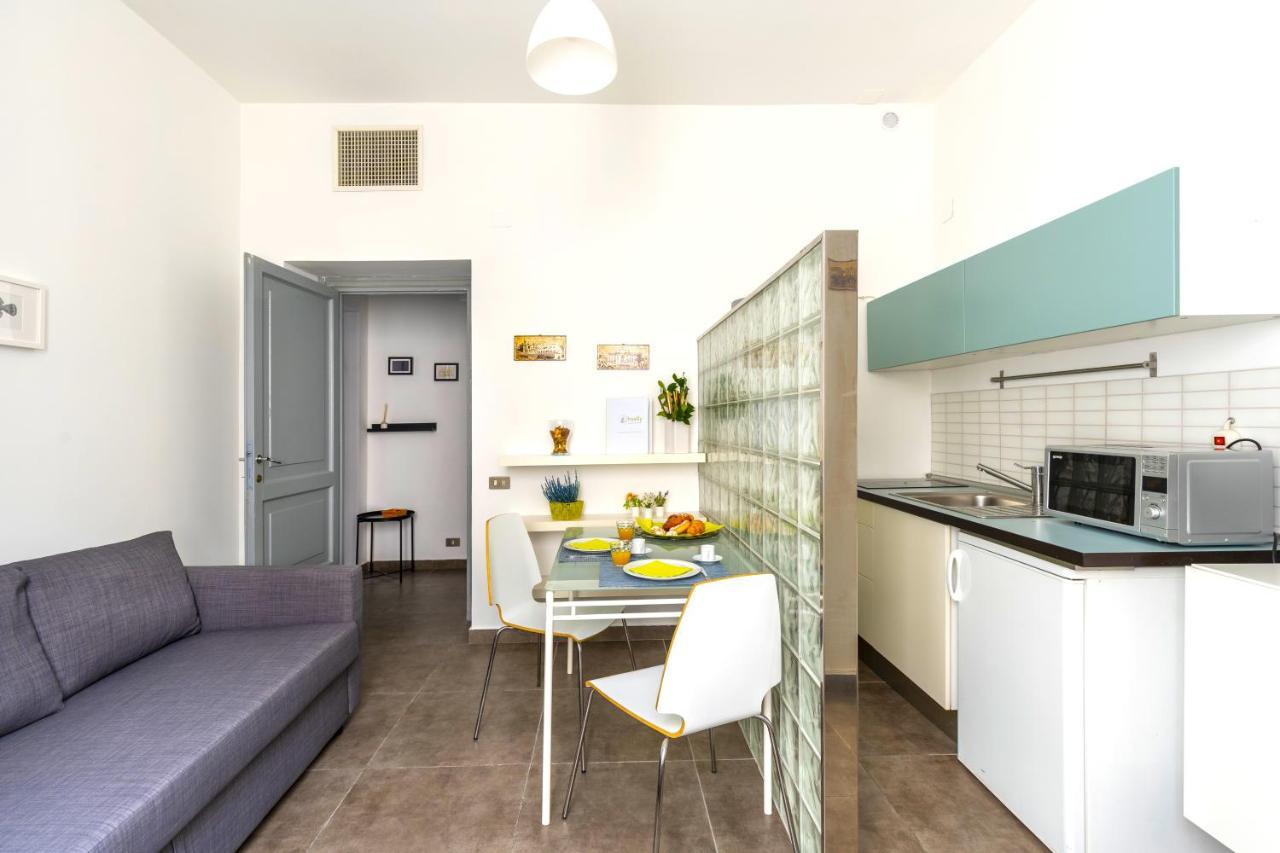Hostly - Nicole Apartment Volturno - Full Rome Center Esterno foto