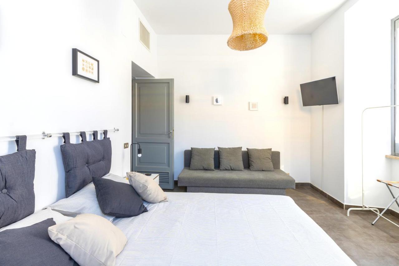 Hostly - Nicole Apartment Volturno - Full Rome Center Esterno foto